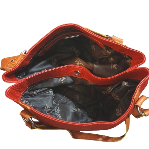 Valentina Italia Red Leather Shoulder Bag - Picture 7 of 12